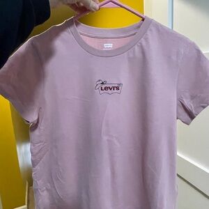 Levi's  Light Pink Short Sleeve Tee with Cowboy Hat Embroidered